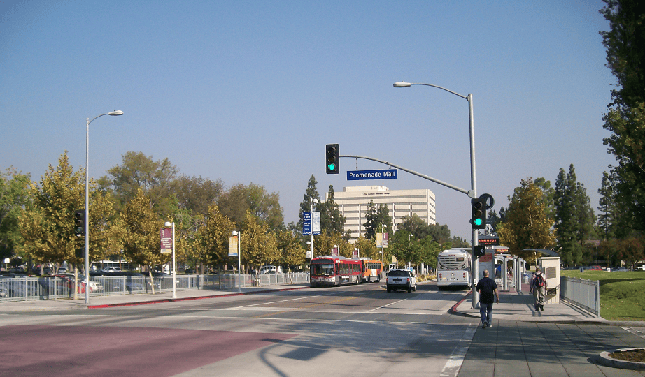 car-free-in-woodland-hills